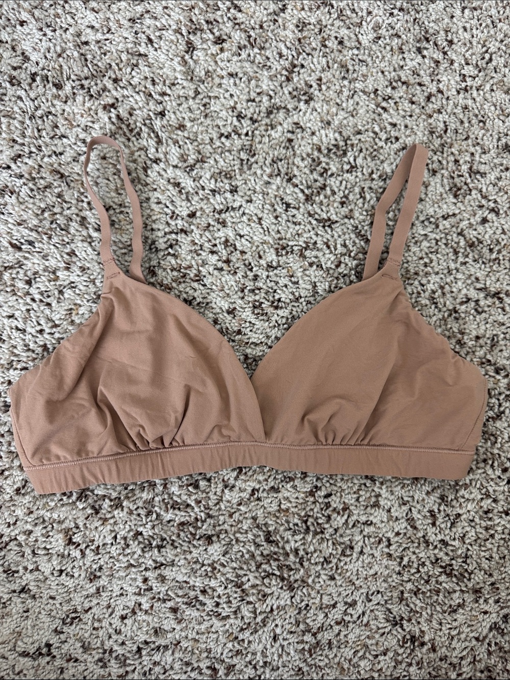 SKIMS Fits Everybody Crossover Bralette in Sienna - Picture 4 of 6